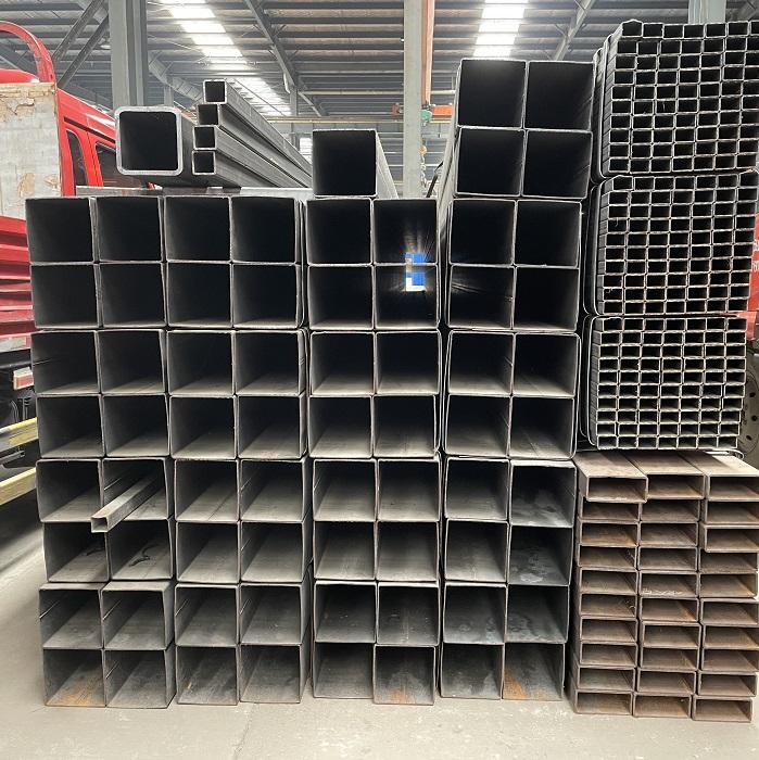  Carbon steel square pipe